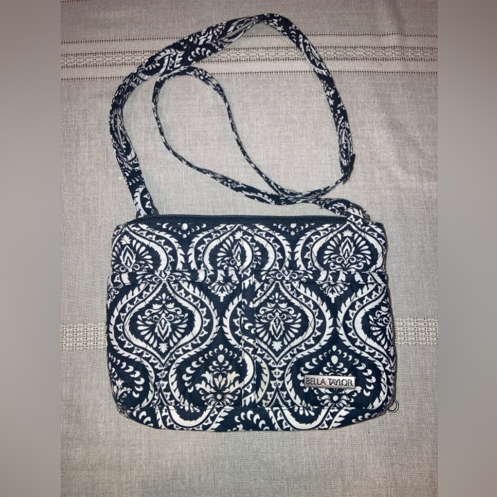 Bella Taylor quilted crossbody purse w built in wallet 8.5x2.5x5.5